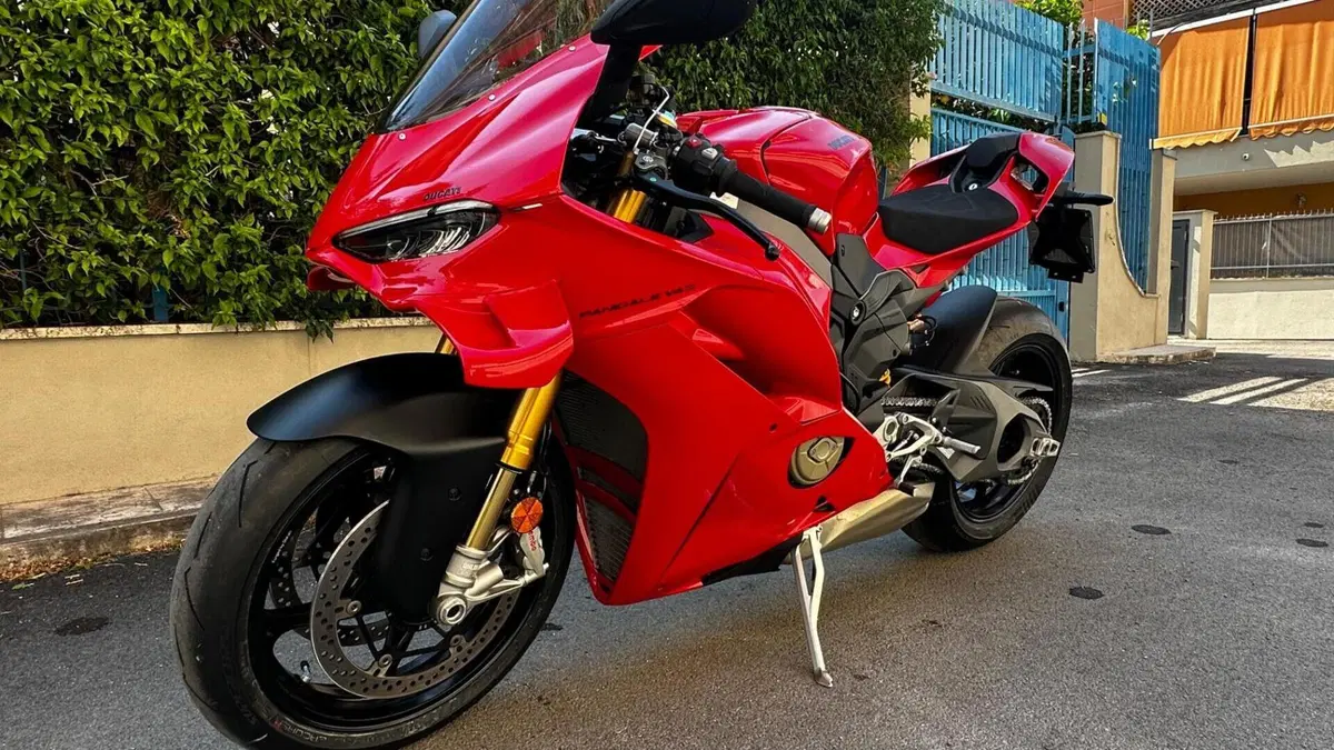 Ducati Panigale V4 S (2025 - 26)  (3)