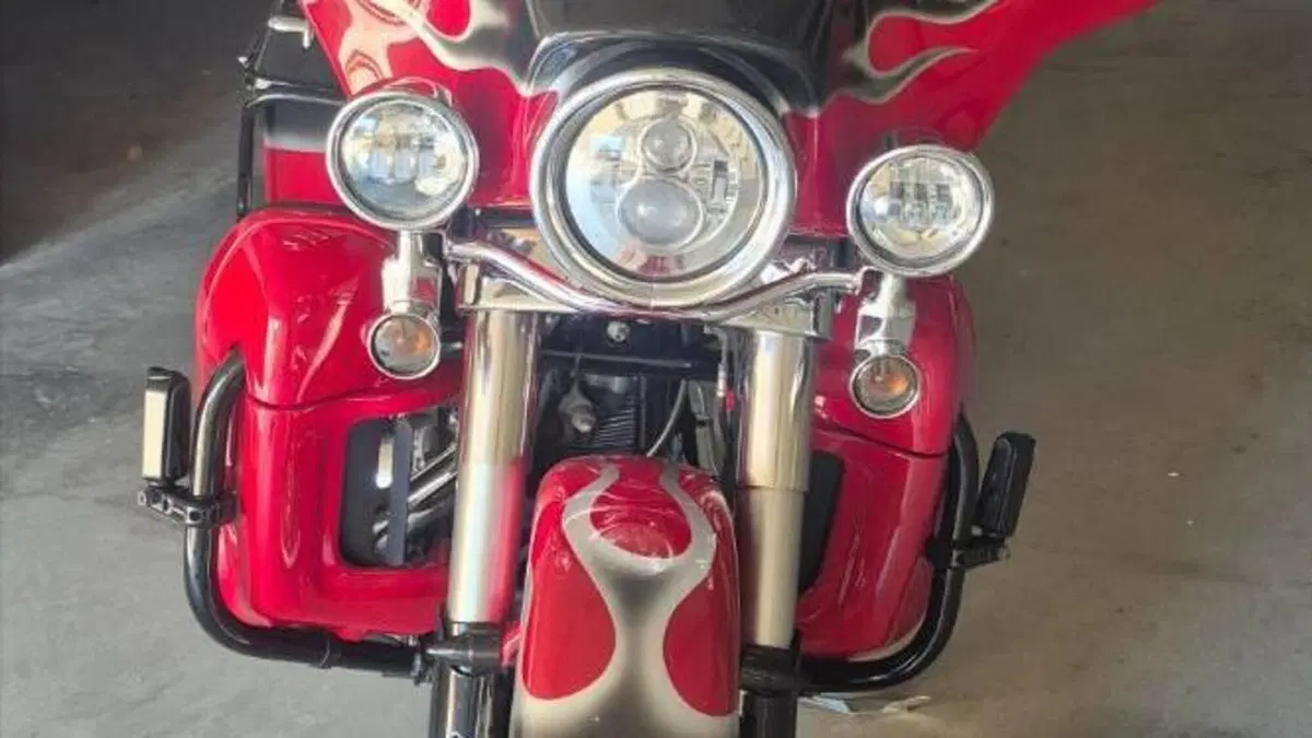Harley-Davidson 1690 Electra Glide Classic (2010 - 12) - FLHTC 