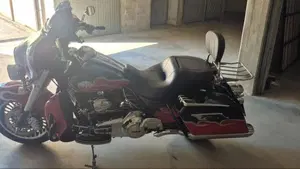 Harley-Davidson 1690 Electra Glide Classic (2010 - 12) - FLHTC  (2)