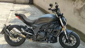 Benelli 502 C (2021 - 25) usata