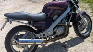 Honda NTV 650 (1988 - 01) 