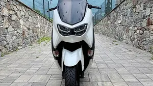 Yamaha N-Max 155 (2022 - 25)  (3)