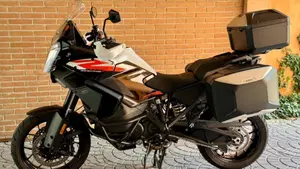 KTM 1390 Super Adventure S EVO (2026)  (3)