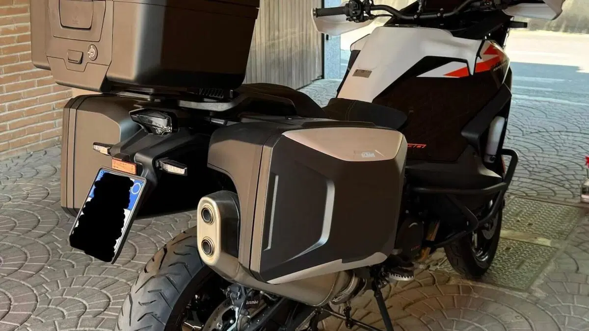 KTM 1390 Super Adventure S EVO (2026)  (5)