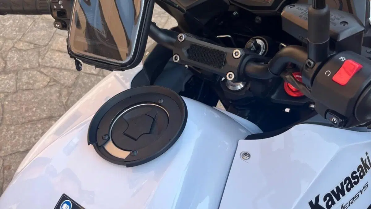 Kawasaki Versys 650 ABS (2015 - 16)  (14)