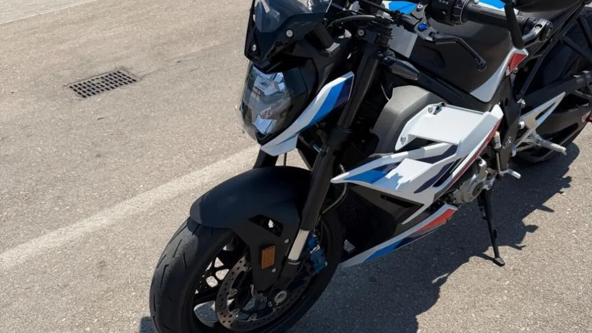 Bmw M 1000 R (2023 - 24)  (2)