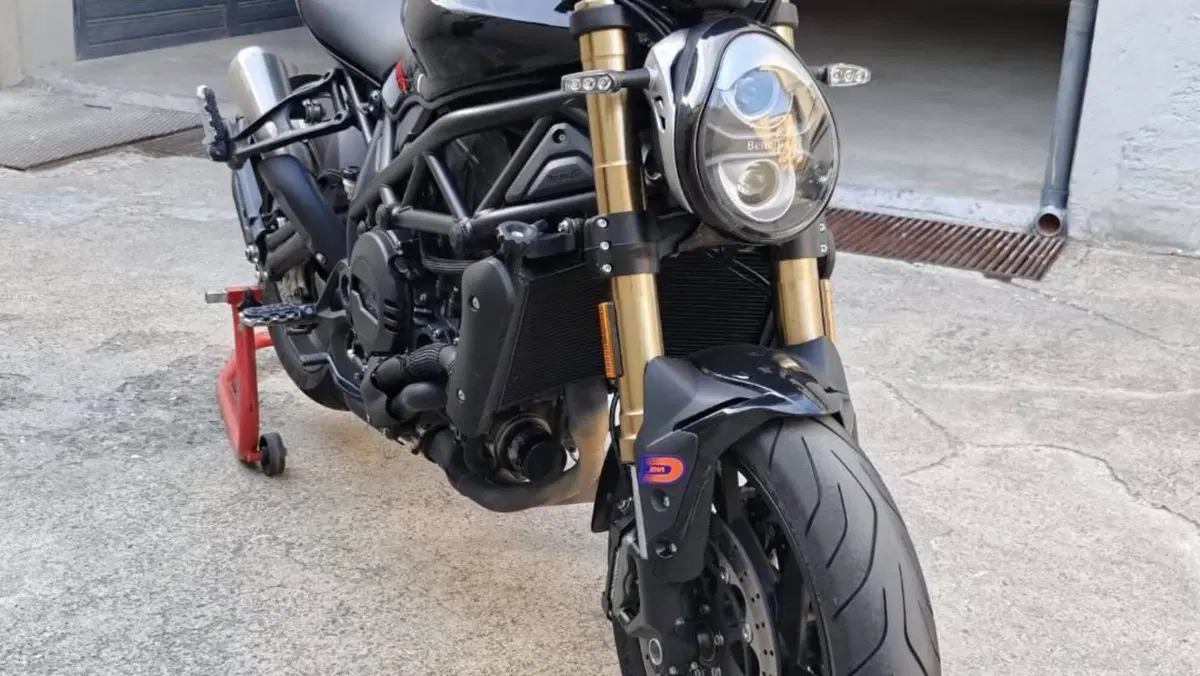 Benelli 752 S (2022 - 25)  (7)