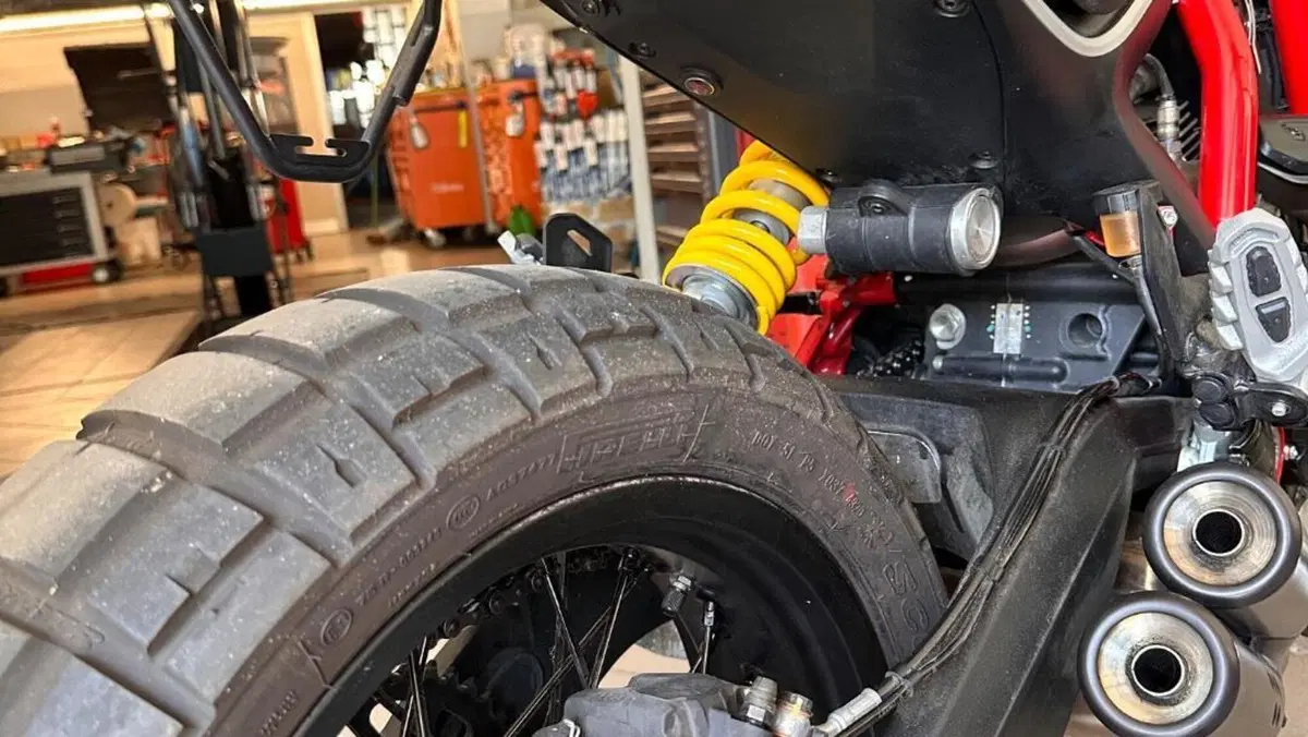 Ducati Scrambler 800 Desert Sled Fasthouse (2021 - 22)  (17)