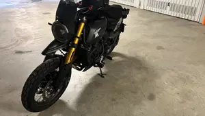 Moto Morini SEIEMMEZZO SCR (2022 - 26)  (4)