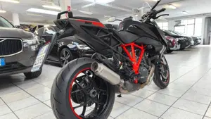 KTM 1290 Super Duke GT ABS (2016 - 18)  (4)