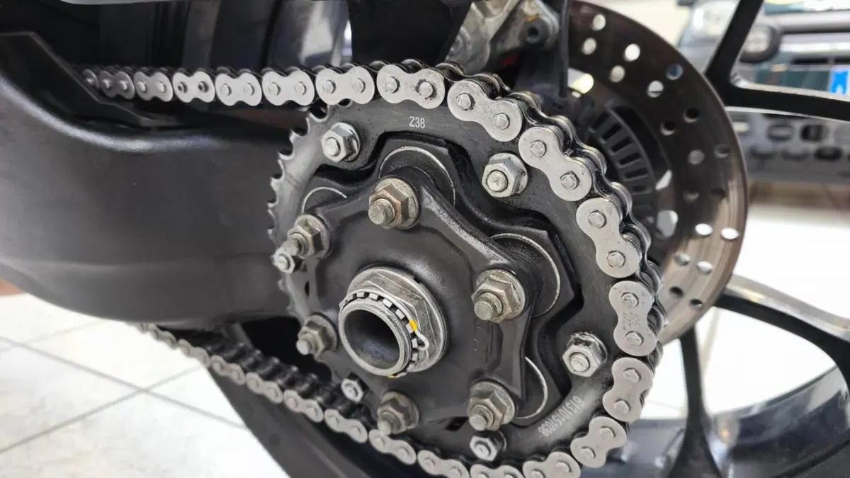 KTM 1290 Super Duke GT ABS (2016 - 18)  (5)