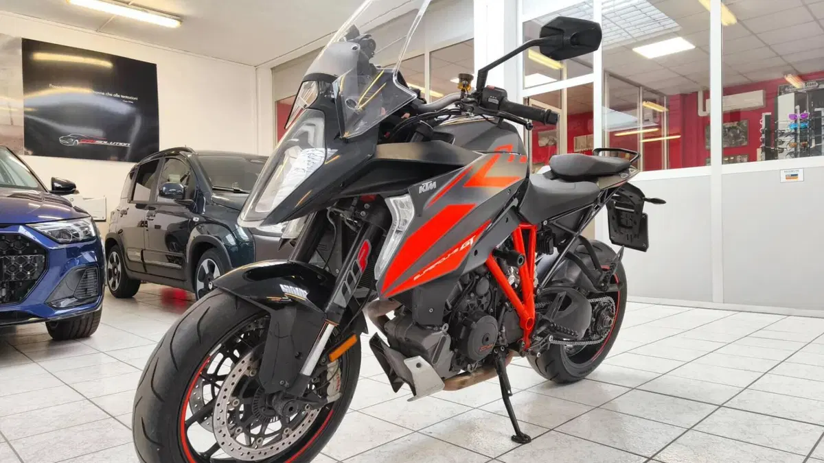 KTM 1290 Super Duke GT ABS (2016 - 18)  (6)
