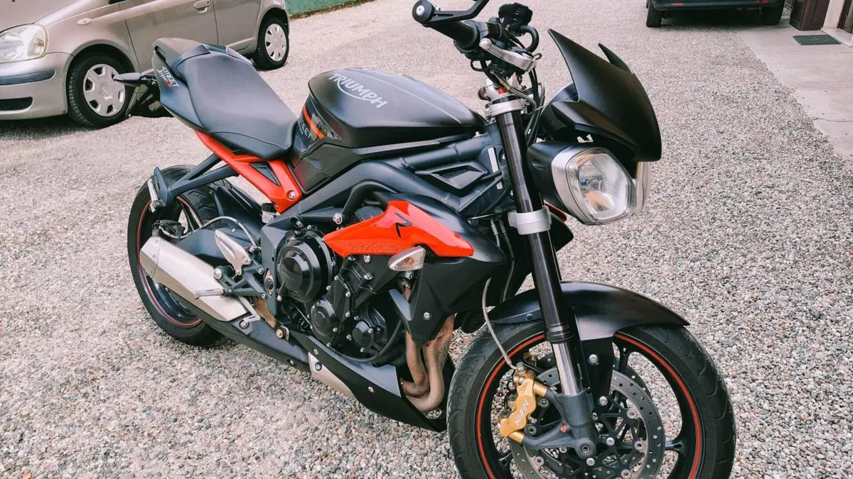 Triumph Street Triple R ABS (2013 - 17) 