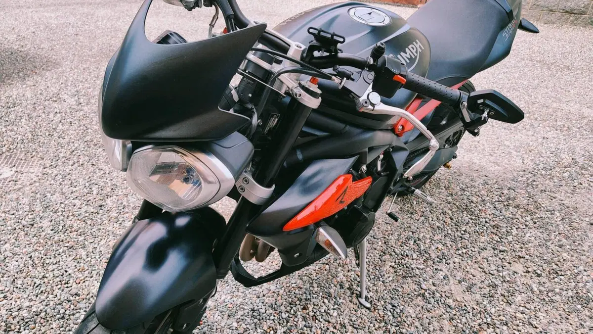Triumph Street Triple R ABS (2013 - 17)  (5)