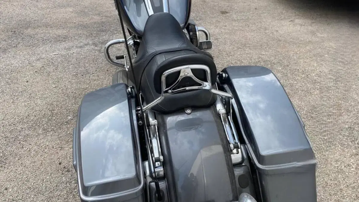 Harley-Davidson Street Glide Special (2021 - 23)  (6)