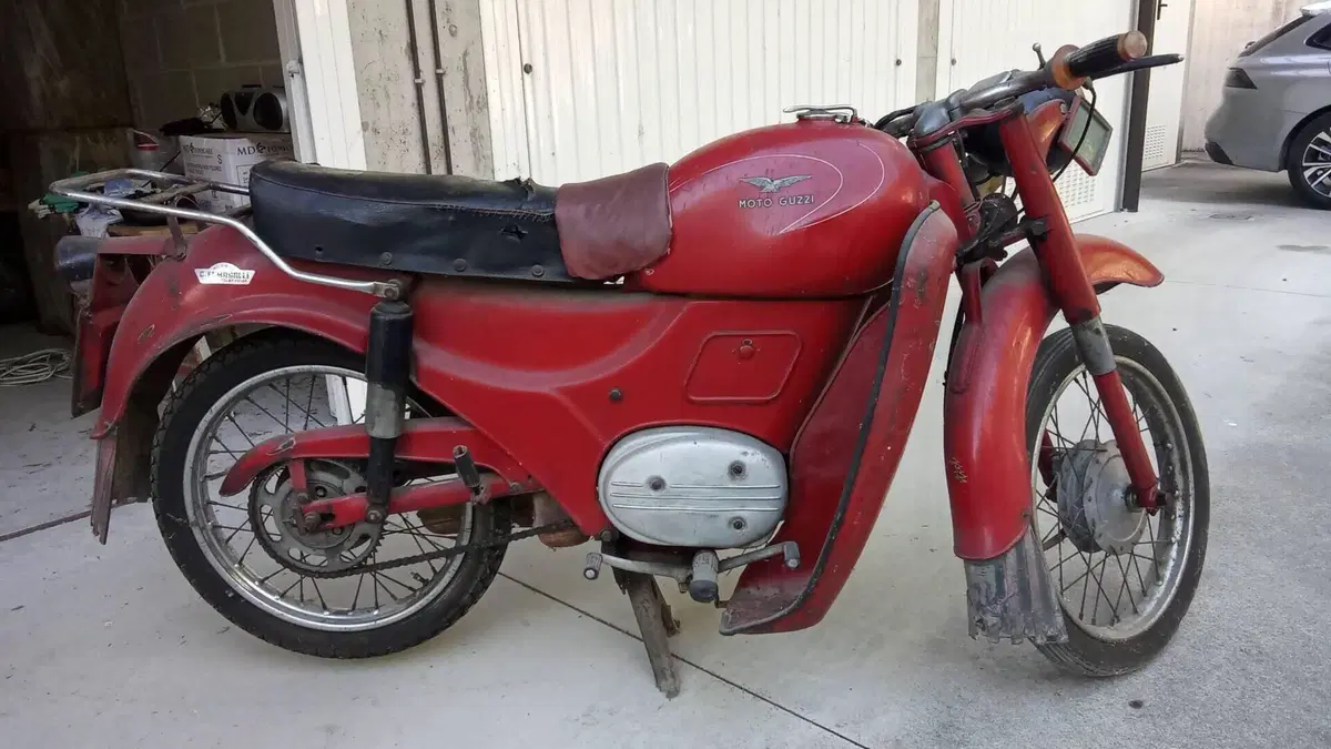Moto Guzzi   (3)