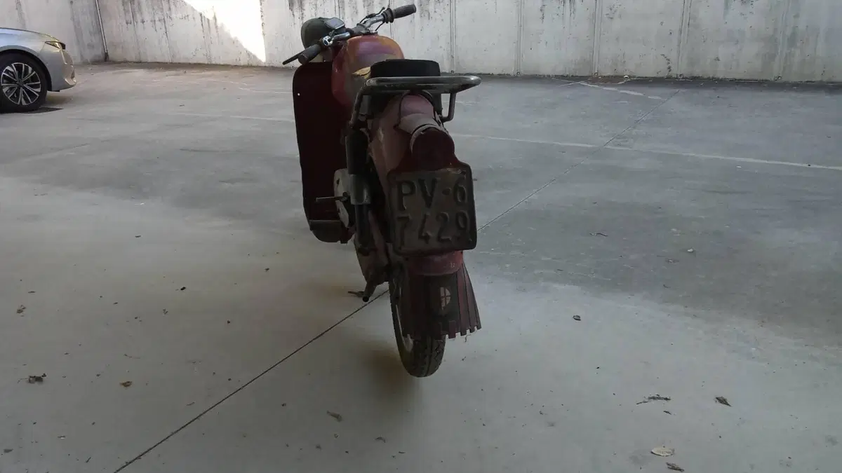 Moto Guzzi   (4)