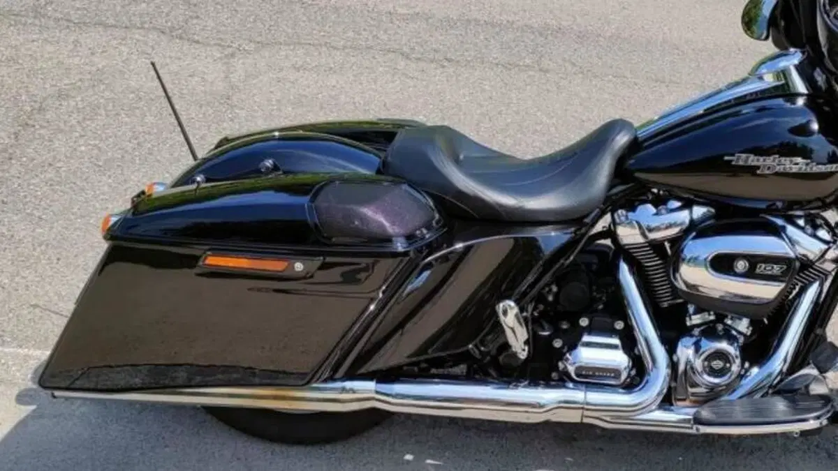 Harley-Davidson 107 Street Glide Special (2017 - 19) - FLHXS  (7)