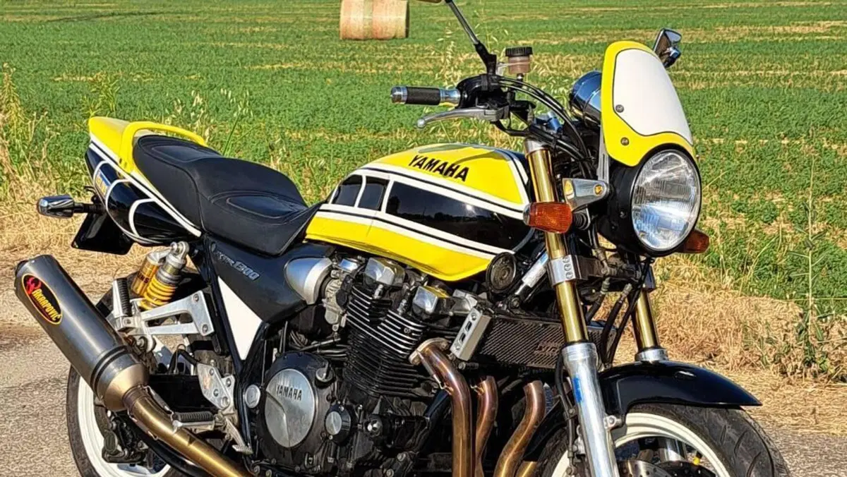 Yamaha XJR 1300 SP (1999 - 04) 