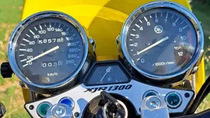 Yamaha   (4)