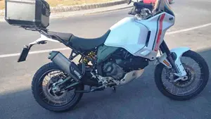 Ducati DesertX (2022 - 25)  (3)