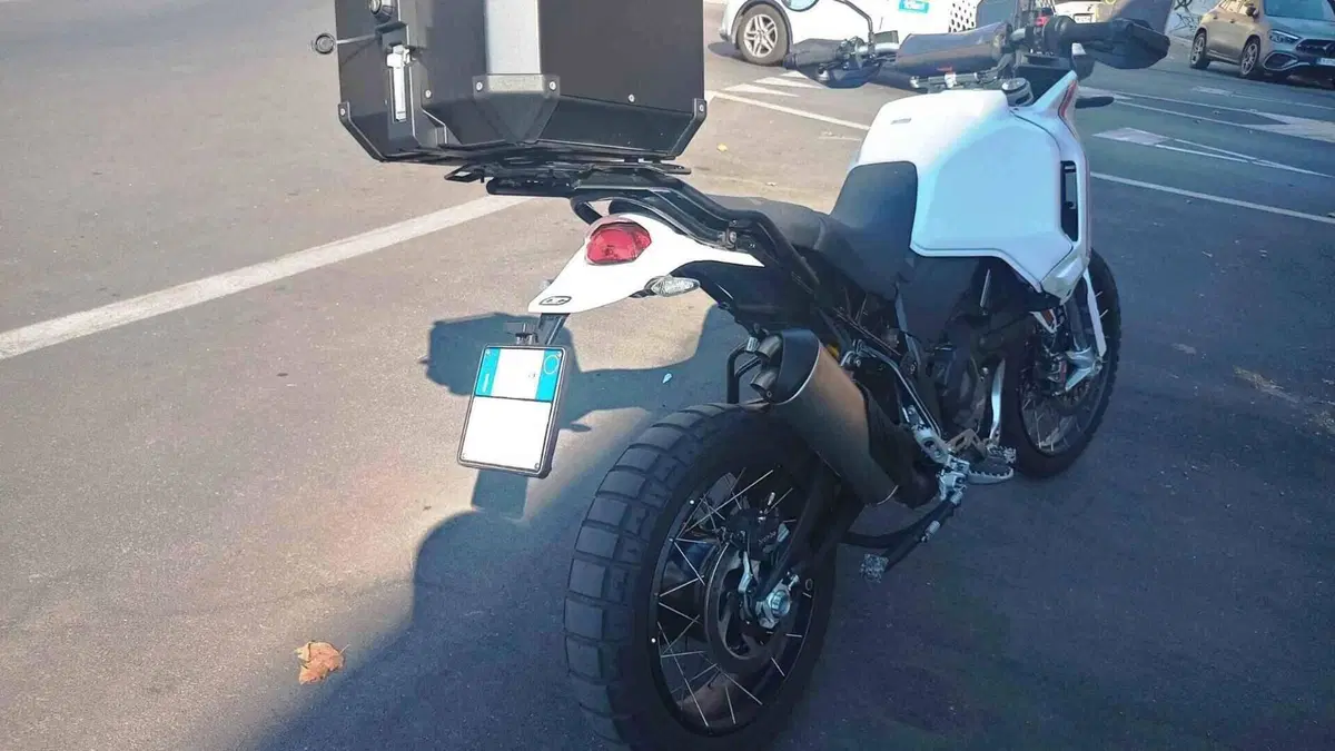 Ducati DesertX (2022 - 25)  (4)