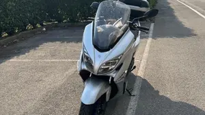 Suzuki Burgman 400 (2022 - 24) 