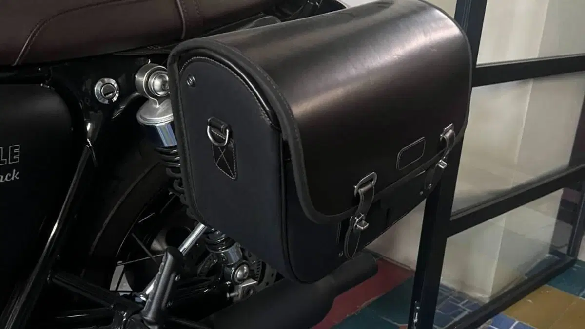 Triumph Bonneville T120 (2016 - 20)  (7)