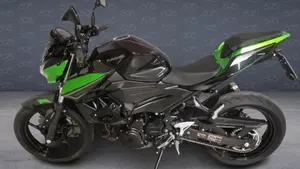 Kawasaki Z 400 (2023)  (3)
