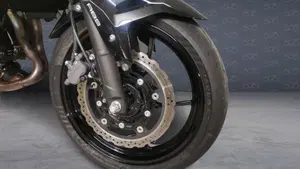 Kawasaki Z 400 (2023)  (5)