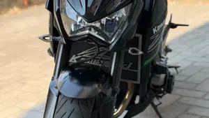 Kawasaki Z 800 ABS (2012 - 16)  (2)