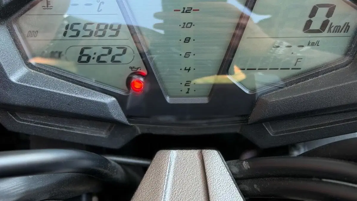 Kawasaki Z 800 ABS (2012 - 16)  (6)