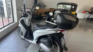 Honda SH 150i ABS (2013 - 16)  (3)