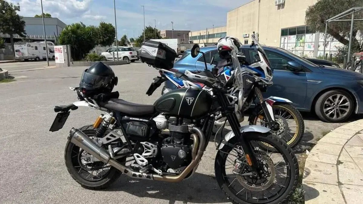 Triumph Scrambler 1200 XC (2021 - 23)  (4)