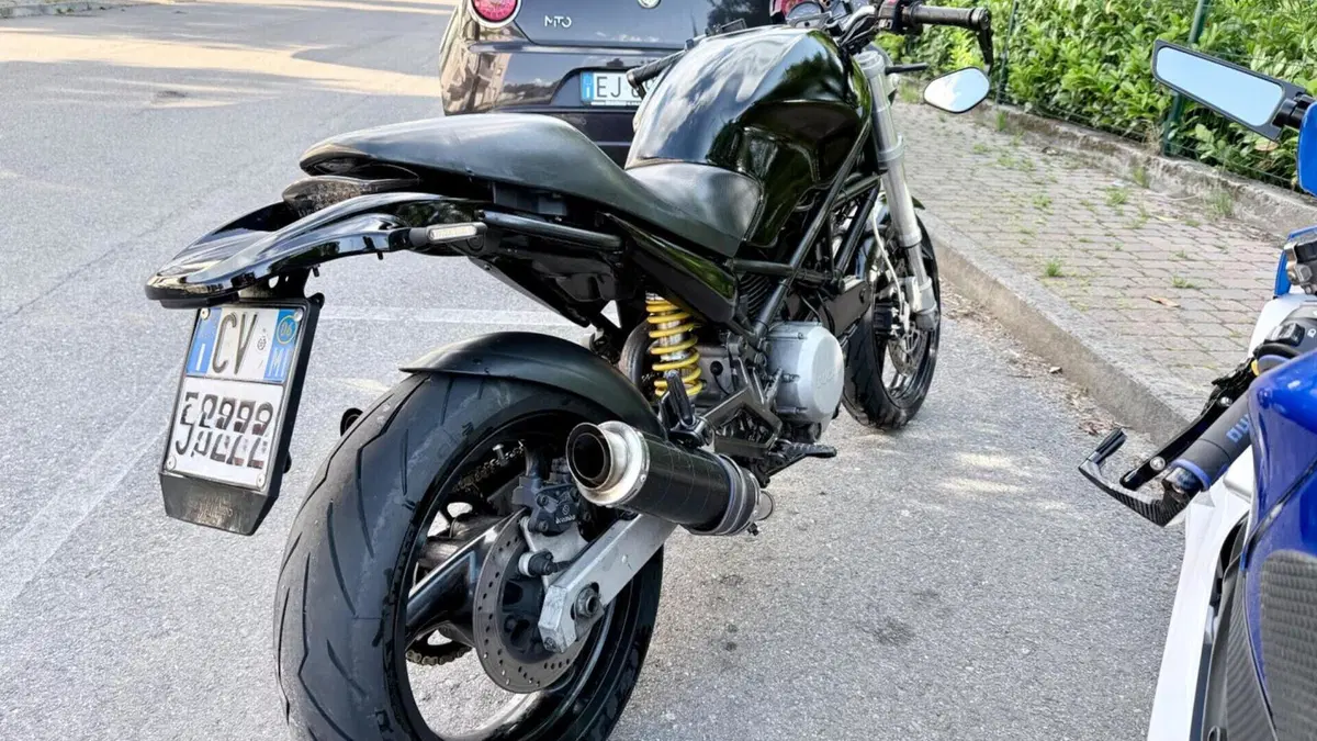 Ducati Monster 620 (2003 - 06)  (2)