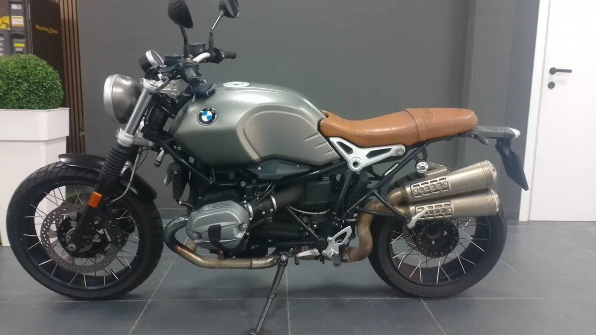 Bmw R nineT 1200 Scrambler (2016 - 20)  (2)