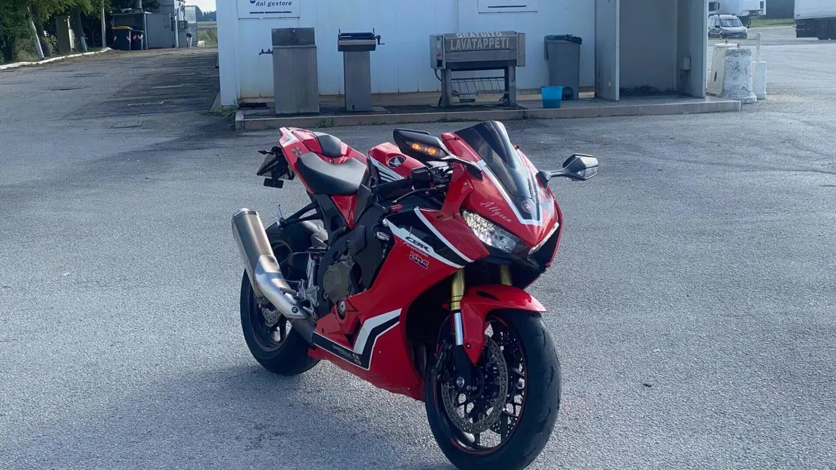 Honda CBR 1000 RR Fireblade (2017 - 19) 