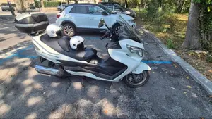Suzuki Burgman AN 400 (2008 - 13)  (2)