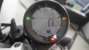 Ducati Scrambler 400 Sixty 2 (2016 - 21)  (6)