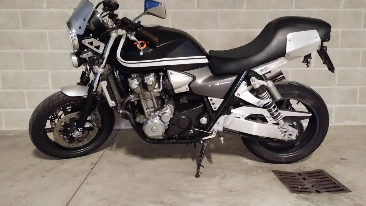 Honda CB 1300 (2003 - 06) 