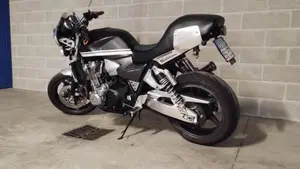 Honda CB 1300 (2003 - 06)  (3)