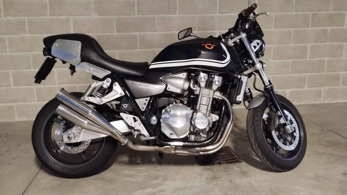 Honda CB 1300 (2003 - 06)  (8)