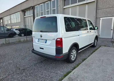 Volkswagen Multivan 2.0 TDI 150CV 4Motion Tech (4)