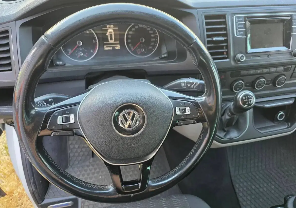 Volkswagen Multivan 2.0 TDI 150CV 4Motion Tech (13)