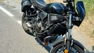 Yamaha XSR 700 ABS (2016 - 20)  (2)