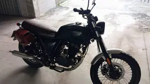 Brixton Motorcycles Cromwell 125 CBS (2021 - 26)  (2)