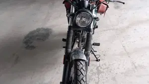 Brixton Motorcycles Cromwell 125 CBS (2021 - 26)  (3)
