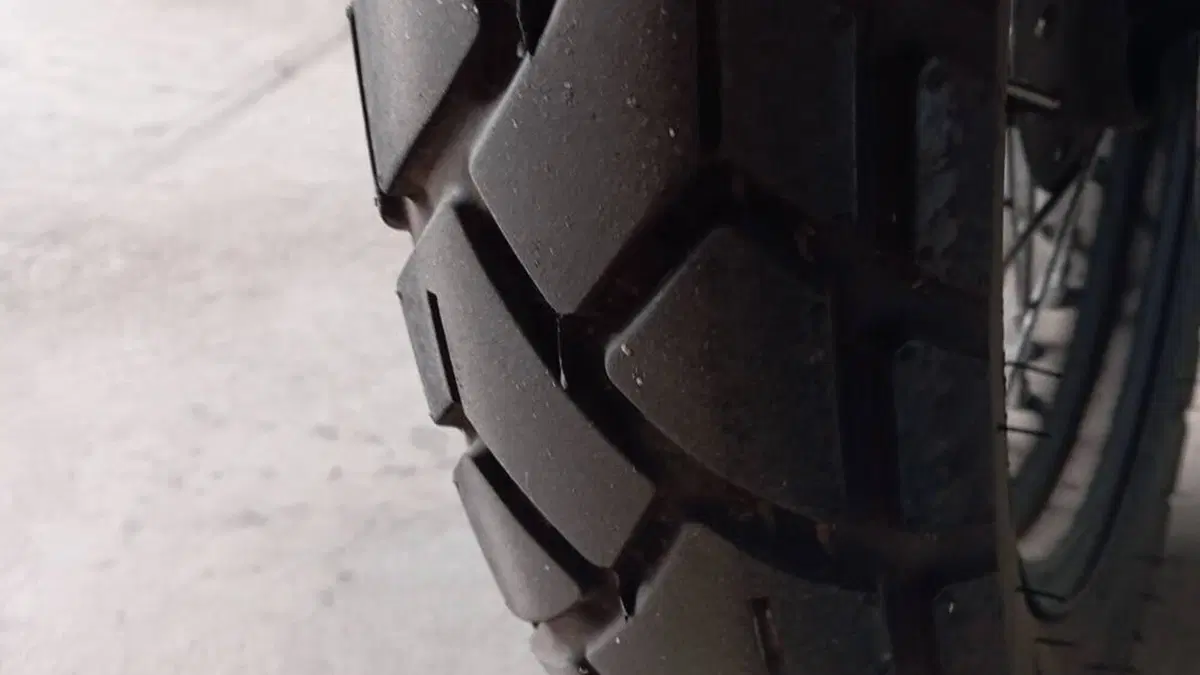 Brixton Motorcycles Cromwell 125 CBS (2021 - 26)  (6)