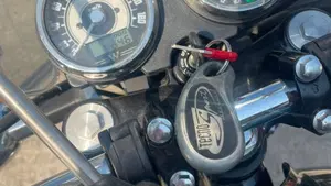 Kawasaki W 800 (2010 - 17)  (4)