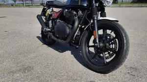 Royal Enfield Continental GT 650 (2021 - 26)  (2)
